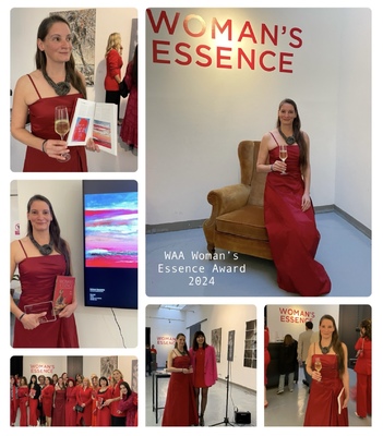 Artist Susanna Schorr Received The WAA Woman Essence Award 2024 In Barcelona 