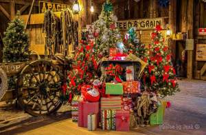 Superstition Mountain Museum Holiday Arts And...